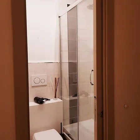 Konukevi Cairoli 3*