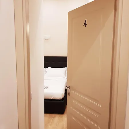 Konukevi Cairoli 3*